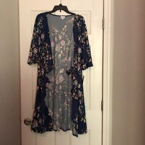 Floral Medium Shirley!!